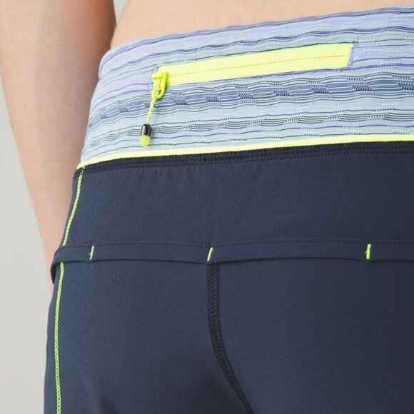 Lululemon Run: Speed Short *4-way Stretch Inkwell / Space Dye Twist Lullaby - Picture 7 of 7